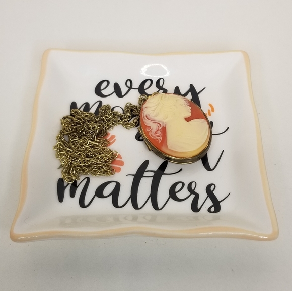 Young's Every Moment Matters Inspirational Ring Dish Trinket Tray 4.5" x 4.5" Sq - Picture 3 of 7